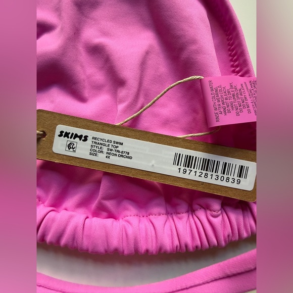 SKIMS Signature Swim Recycled Triangle Bikini Top Neon Orchid 4X Pink Swim Top - Picture 3 of 7